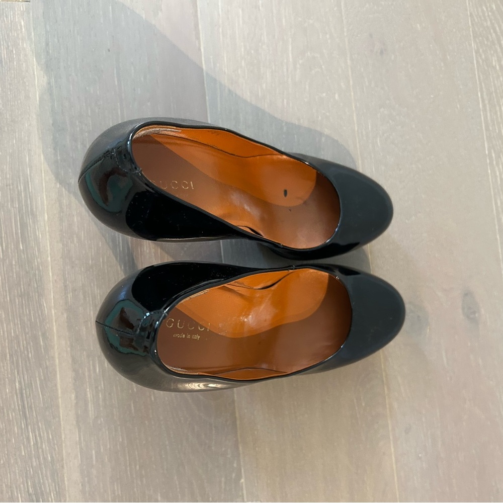 Gucci Round-Toe Heels - Picture 4 of 6